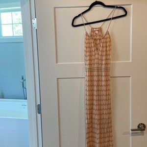 XS Victoria's secret 100% cotton that resembles a knitted dress w/natural colors